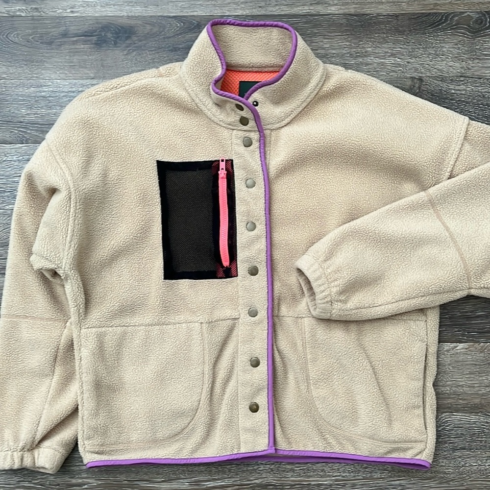 Wild Fable Sherpa Teddy Button Down Jacket Tan and Neon